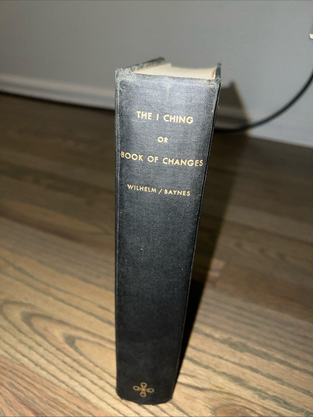 The I Ching or Book of Changes (HC, 1966) + Lectures On The I Ching R. Wilhelm
